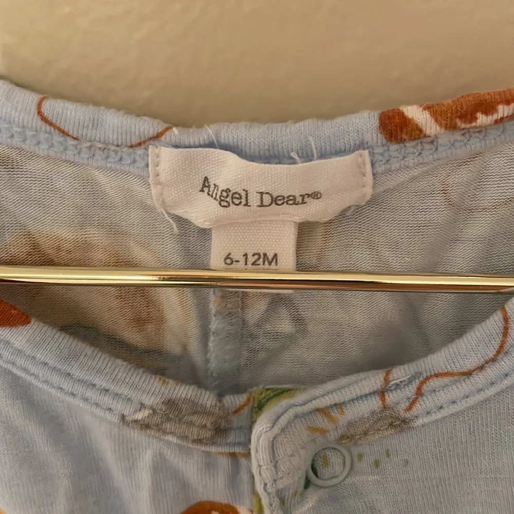 Angel Dear Football Shortie Romper 6-12 m - Picture 4 of 4